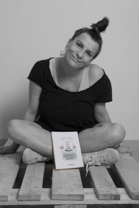 ΜΕ ΜΙΑ ΣΧΕΔΙΑ: 100 ΛΕΞΕΙΣ ΣΕ 100 ΩΡΕΣ ΓΙΑ ΤΗ ΣΧΕΔΙΑ