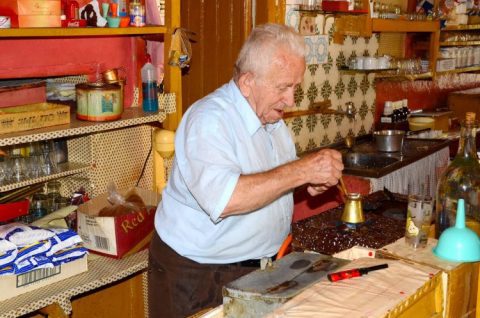 Αλίμονο στους νέους