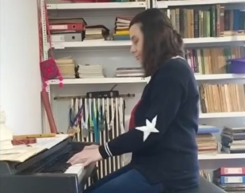 Η Ζαχάρω, ο Ηλίας και το τραγούδι μας